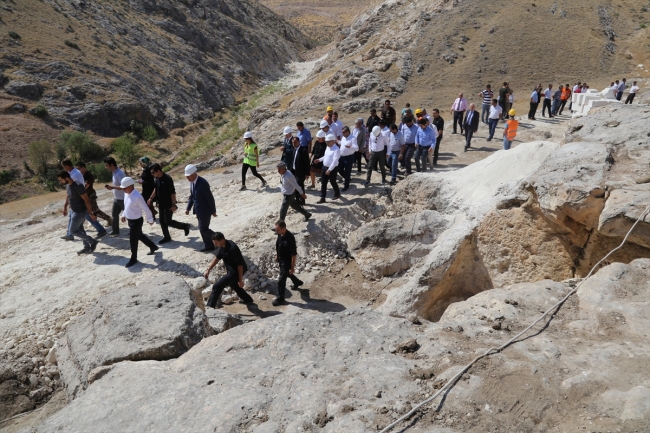 Batman Hasankeyf'te 9 mağara butik otele dönüşecek